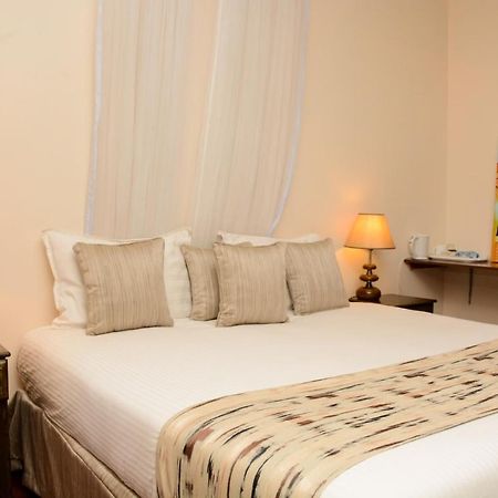 Magnolia Pine Bed & Breakfast Nairobi Bagian luar foto