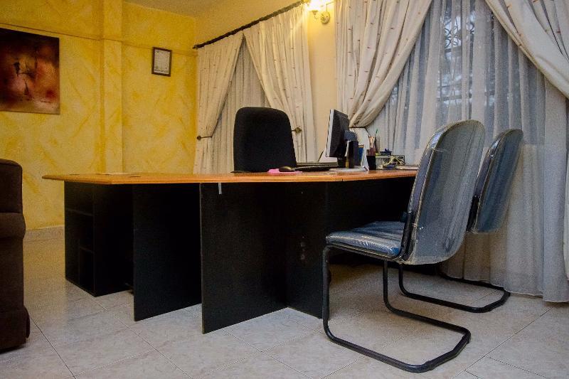 Magnolia Pine Bed & Breakfast Nairobi Bagian luar foto