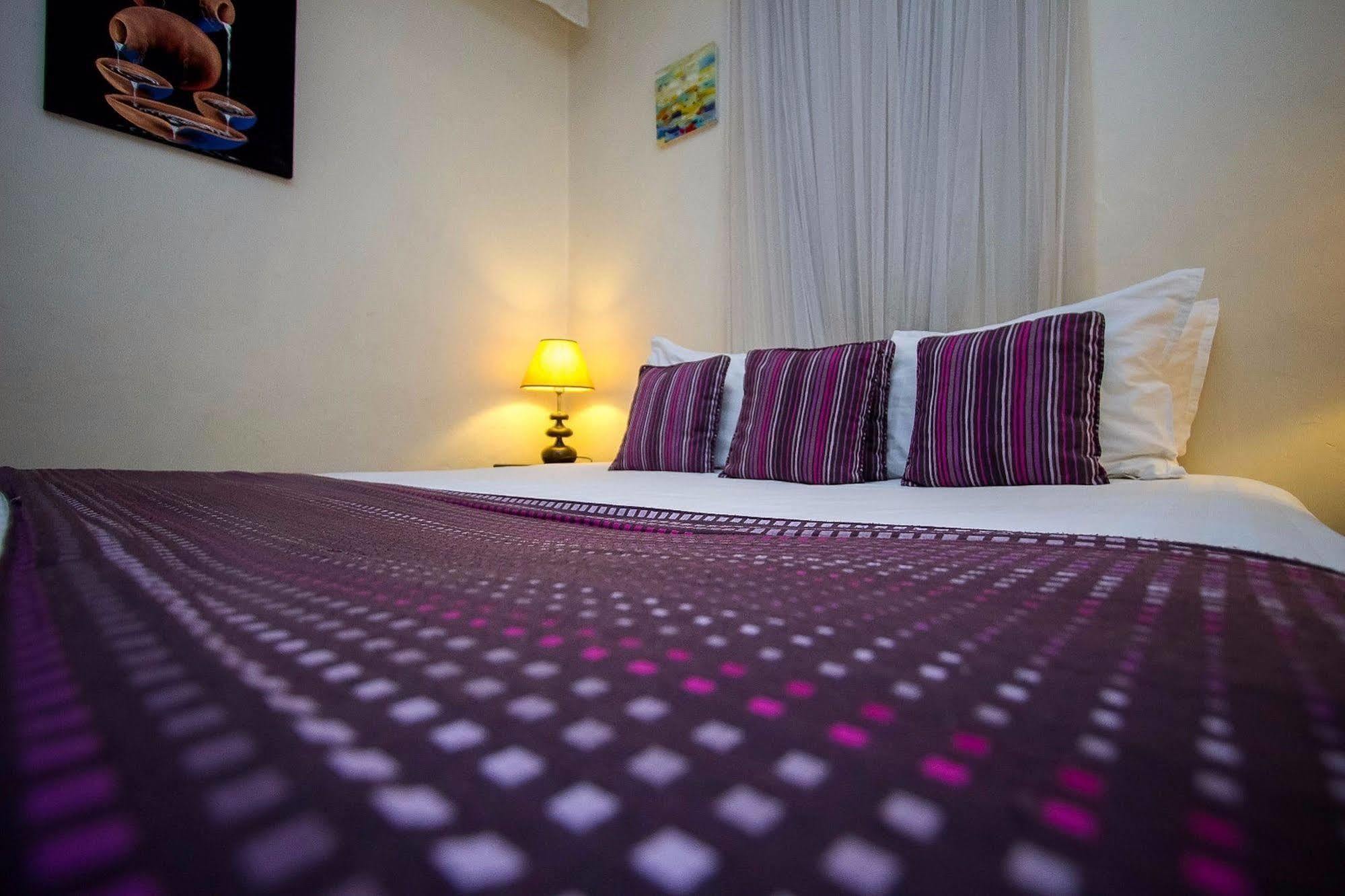 Magnolia Pine Bed & Breakfast Nairobi Bagian luar foto