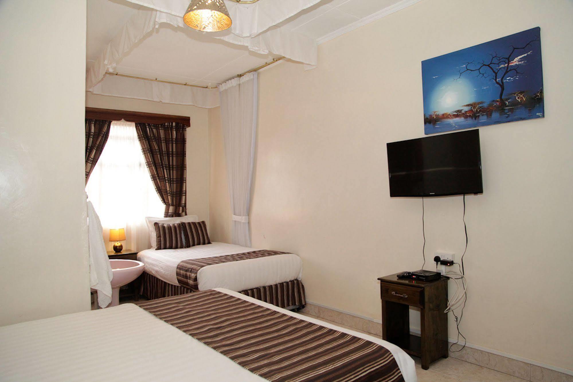 Magnolia Pine Bed & Breakfast Nairobi Bagian luar foto