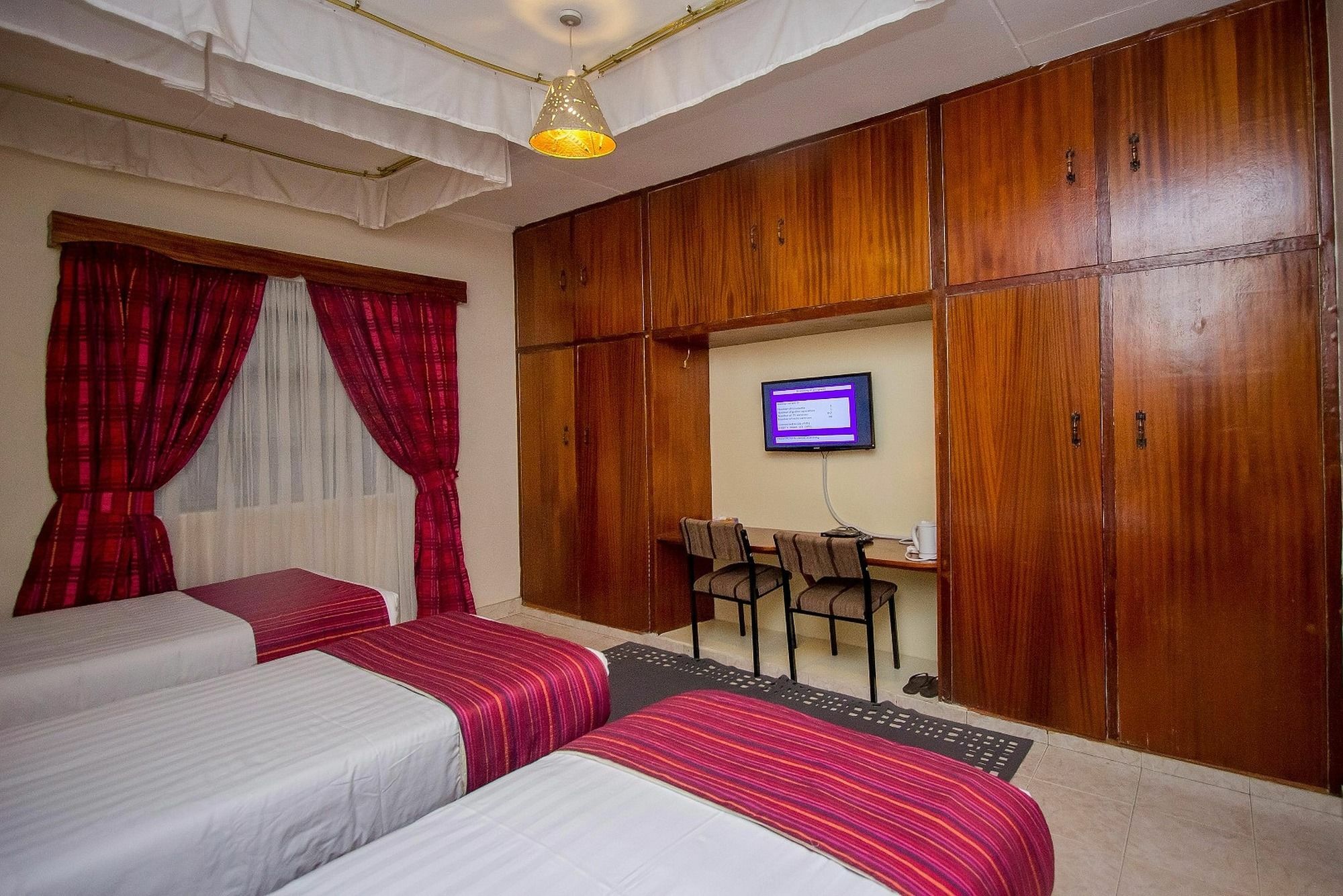 Magnolia Pine Bed & Breakfast Nairobi Bagian luar foto